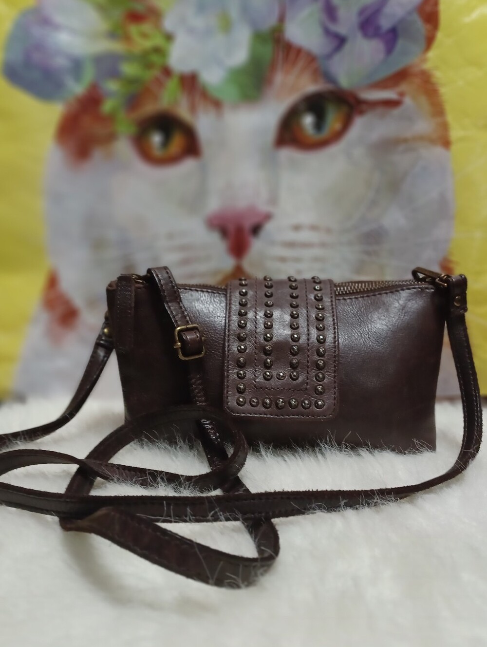 Lesther Crossbody/ Wristlet